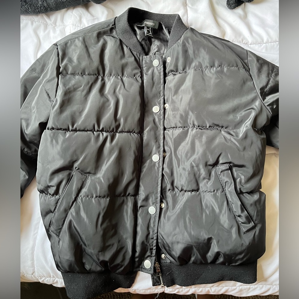 Black Puffer / Bomber Jacket